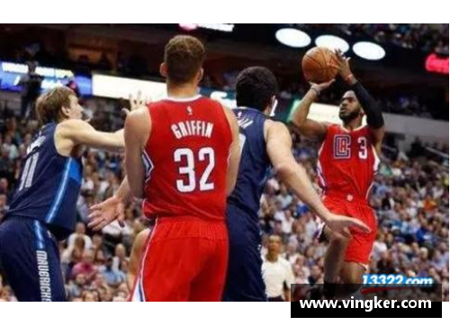 NBA勇士对阵快船：精彩直播实况全程解析
